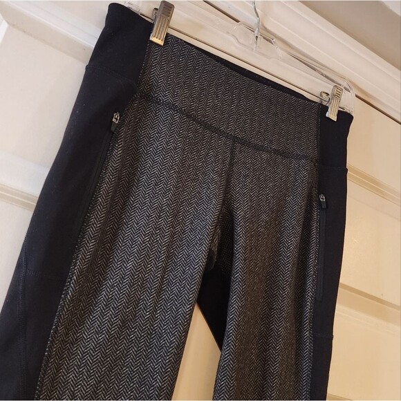 Old Navy go dry black and gray leggings M - Picture 2 of 4